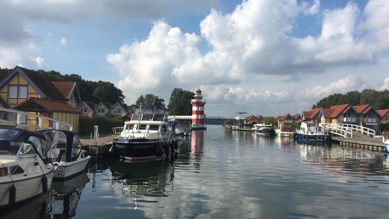 Ferienhaus Mit Bootssteg Am See In Rheinsberg Exterior photo